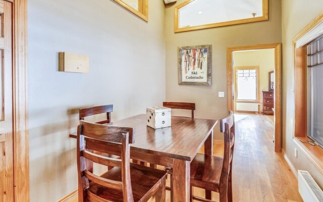 Snowy River 4 Bedroom Home by RedAwning