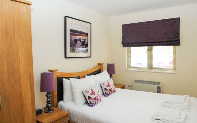 Your Stay Bristol Cotham Lawn