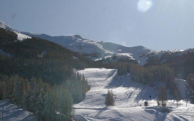 Agence Des Orres - Le Boussolenc - Studio - BOU513