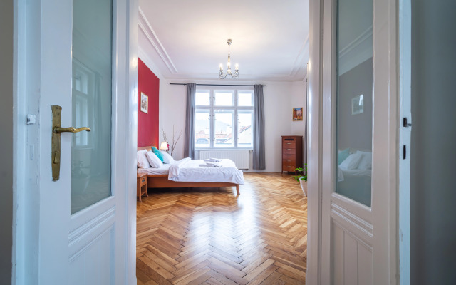 Royal Road Residence