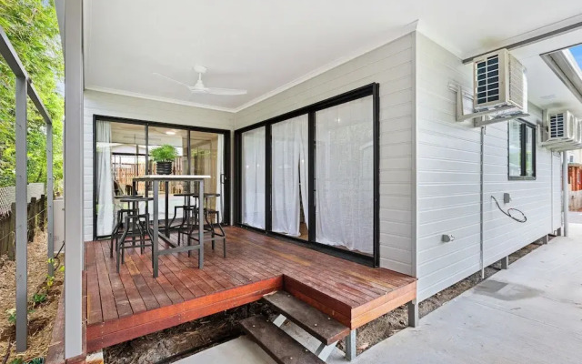 Comfortable 3-Bedroom Home Near City