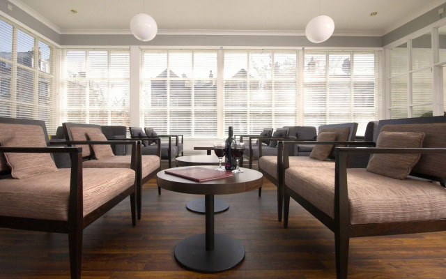 The New Southlands Hotel