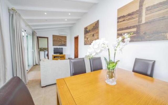 Villa Ambient / Sa Finqueta