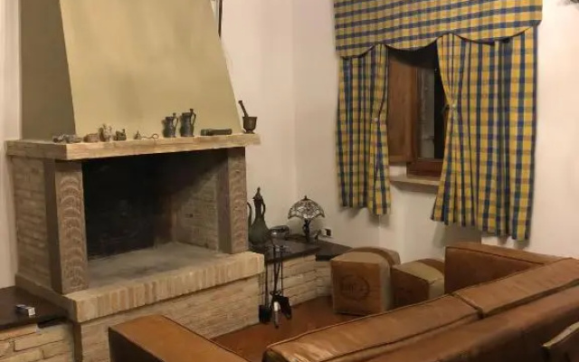 Beautiful residence, sleeps 6, a free breakfast