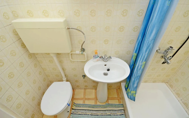 Apartment and Rooms Dragana