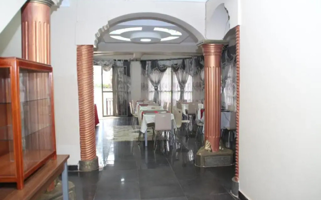 Jowillis Hotel