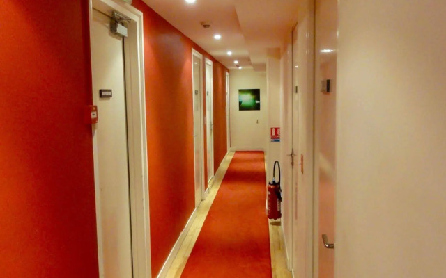 Oscar Hôtel