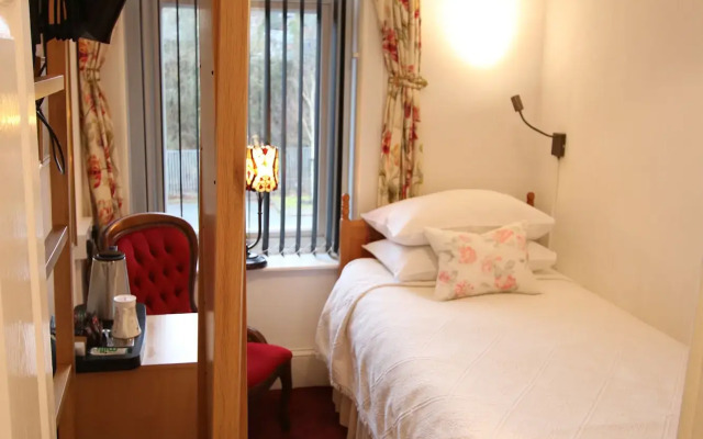 Greylands Guest House