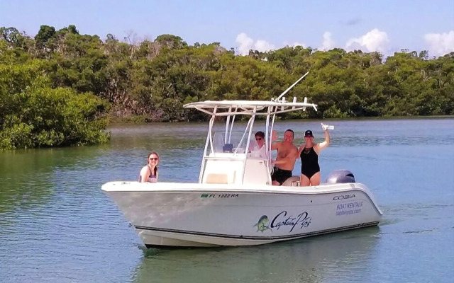 Captain Pips Marina & Hideaway