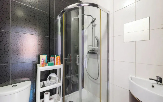 20 min From City Centre / 2 Bedrooms W/ensuite