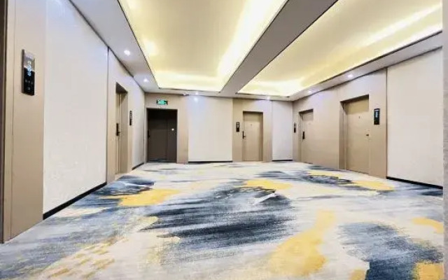 Zhicheng Select Hotel (Yongzhou Vocational and Technical School)