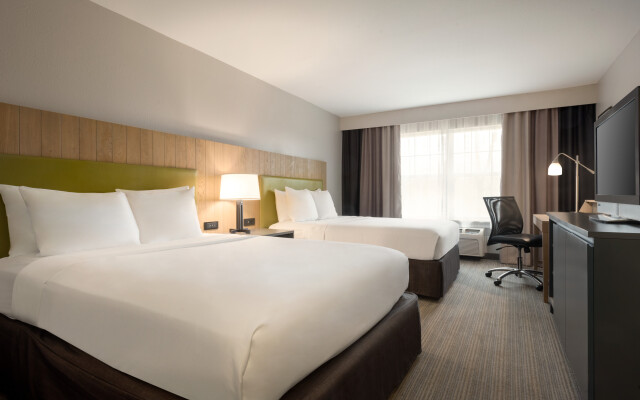 Country Inn & Suites by Radisson, Germantown, WI