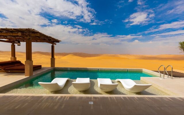 Bab Al Nojoum Bateen Liwa
