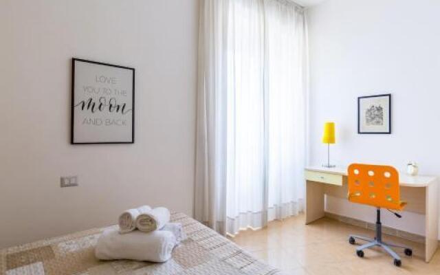 Magicstay - Flat 85M² 4 Bedrooms 2 Bathrooms - Naples