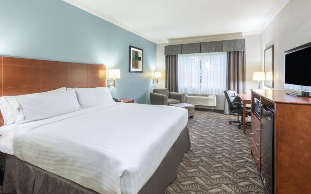 Holiday Inn Express Hotel & Suites Lake Charles, an IHG Hotel