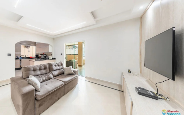 Luxuosa Casa com Piscina