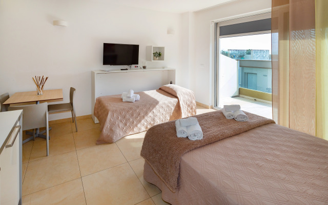 Zeus Residence Hotel