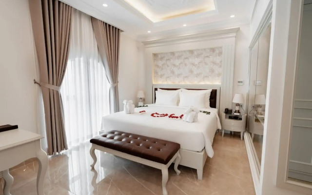 Mercure Nha Trang Beach