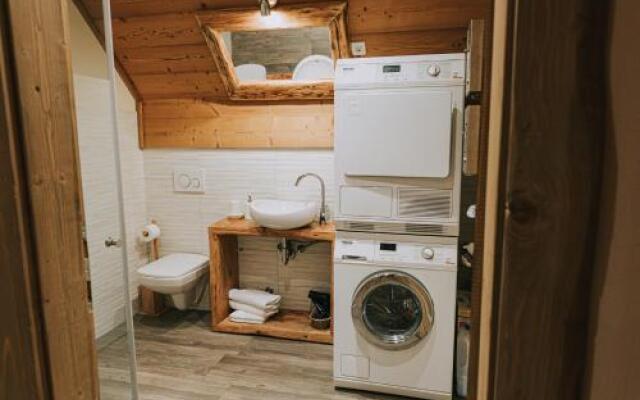 Hostel Lukna