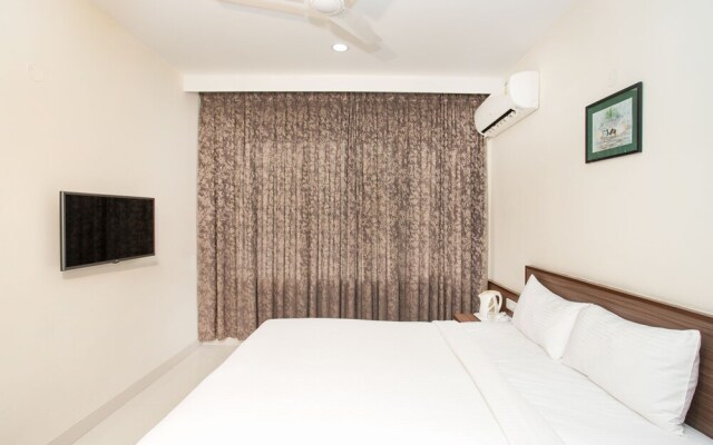 OYO 11308 Benhur Pride Hotel