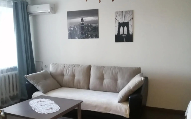 Lux Apartments на улице Октябрьская 77