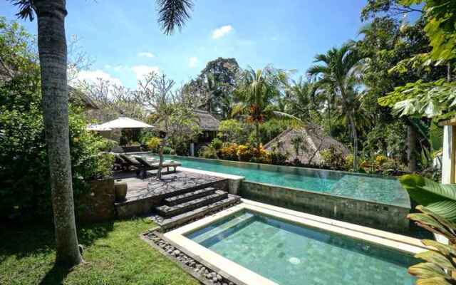 Villa Taman Kanti