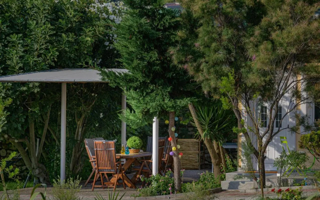 Rontos House, seaside