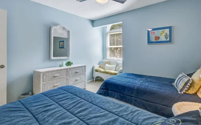 2646b 1st Ave 3 Bedroom Townhouse by RedAwning