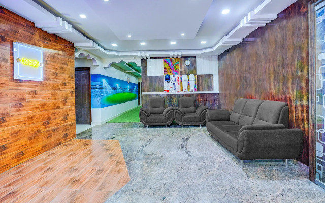 Capital O 5683 SS Suites