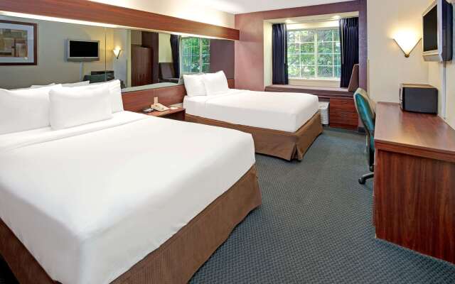 Microtel Inn by Wyndham Atlanta Airport