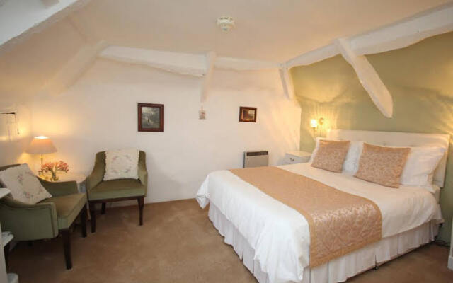 Alcombe House Hotel