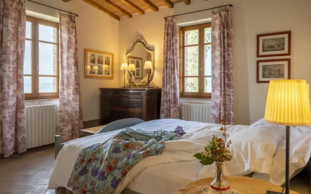 Il Poggio Alle Trese 14 Emma Villas