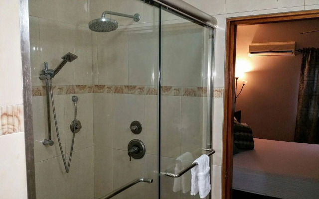 Modern London Decor Guest Apartments