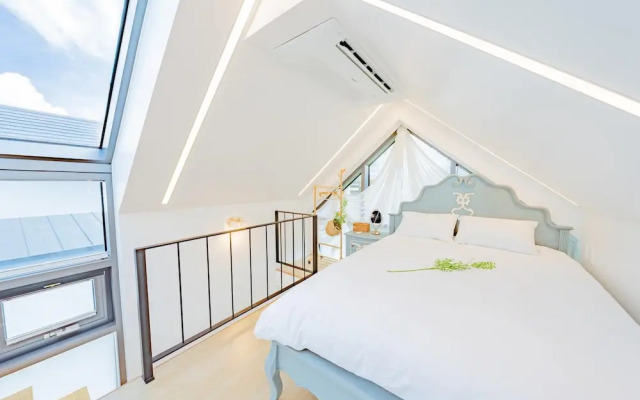 Jeju Geunalohu Pension