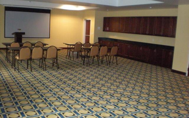 Holiday Inn Express Bentleyville