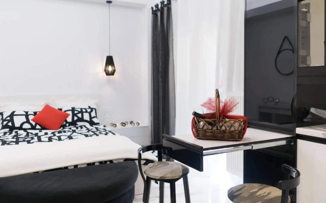 Affordable luxury studio close to Ampelokipi metro