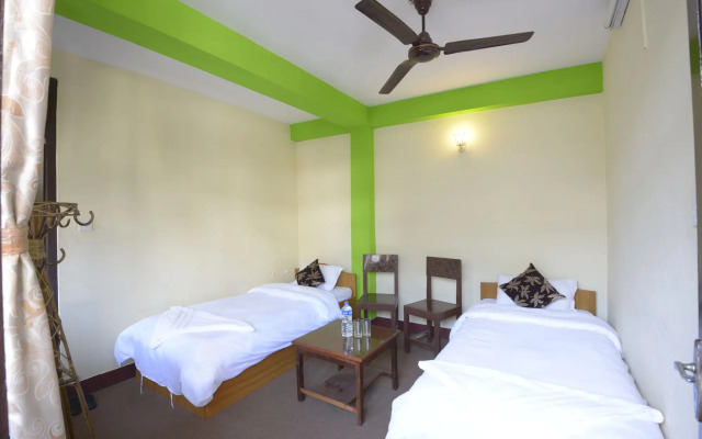 Hotel Yala Peak