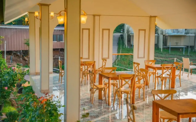 Phuwin Homestay Monjam