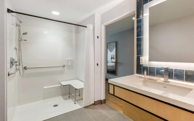 Cambria Hotel Spokane Airport