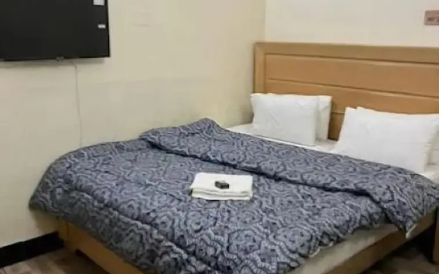 Mulberry inn Guest House Karachi