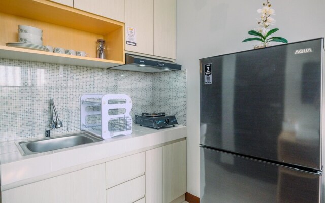 Comfortable And Simply Look 2Br Royal Heights Apartment