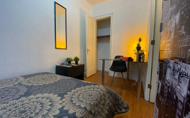 Roomies Hostel Condesa
