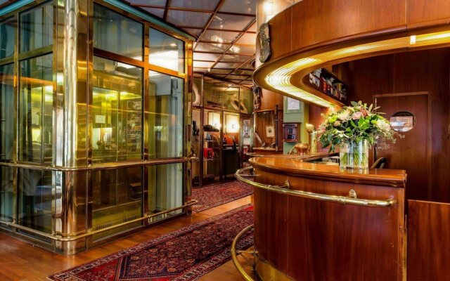Victory Hotel