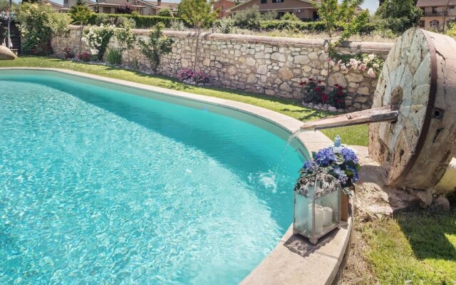 Rose Tower 6 2 in Rome