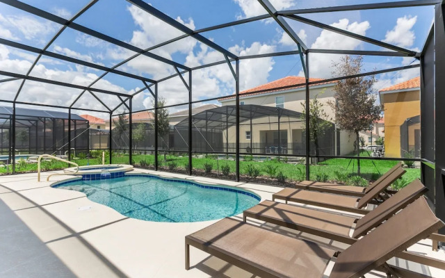 Oakwood Stree Villa Solterra 7041