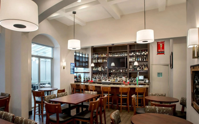 Holiday Inn Manhattan 6th Ave - Chelsea by IHG