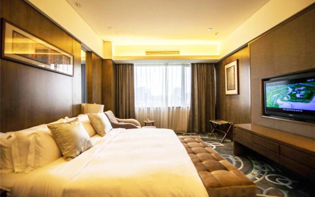 Maya Gleetour Hotel Wuhan