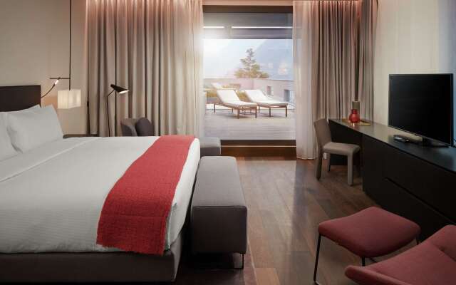 Hilton Lake Como Hotel
