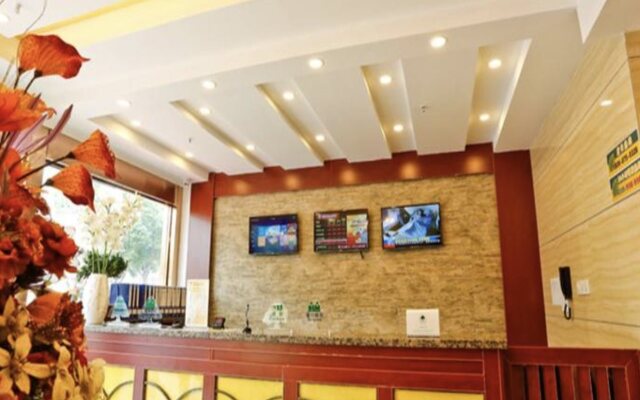 GreenTree Inn QinYang Middle HuaiFu Road Express Hotel