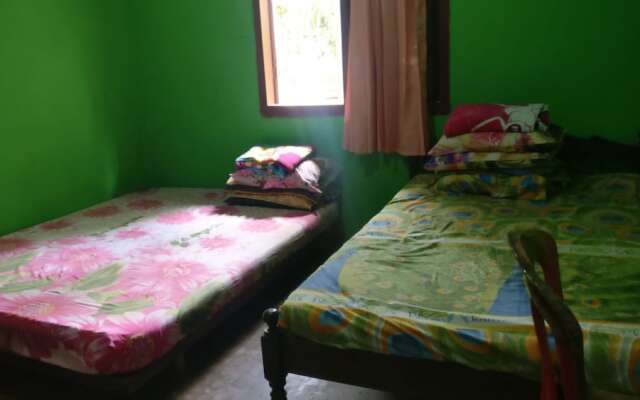 Klakat Bambu Homestay - Hostel